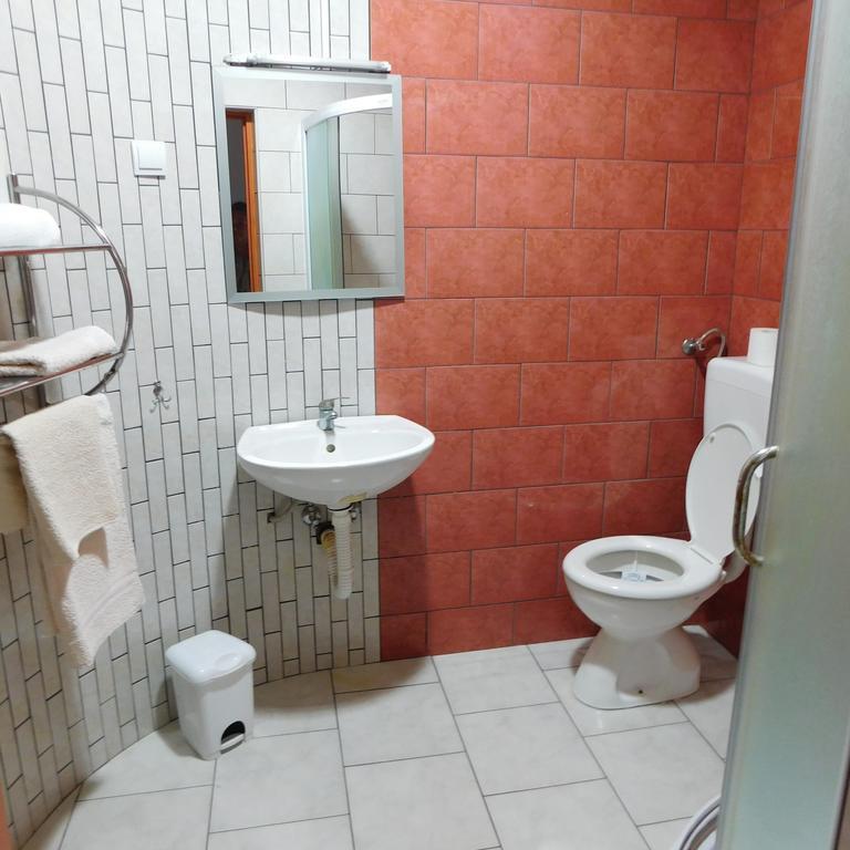 Guesthouse Capistro Bilje Luaran gambar
